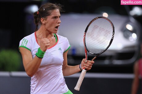 Andrea Petkovic 裸の女優 写真