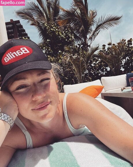 Mikaela Shiffrin ヌード女優 写真