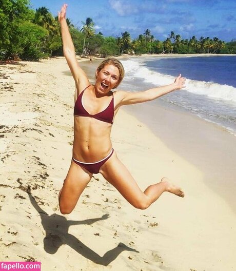 Mikaela Shiffrin エロティック女優 ギャラリー