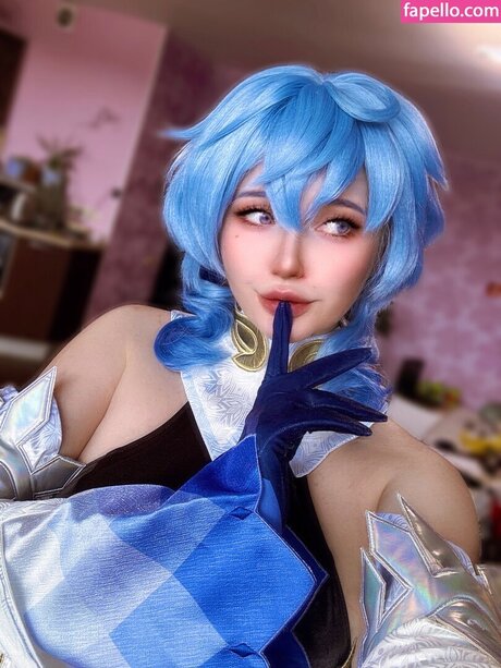 ボディビルダーカップルOnlyFans 美しいヌード 写真