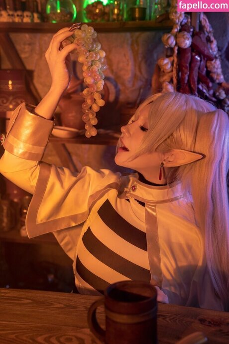 黒檀の小人OnlyFans セクシーヌード 画像