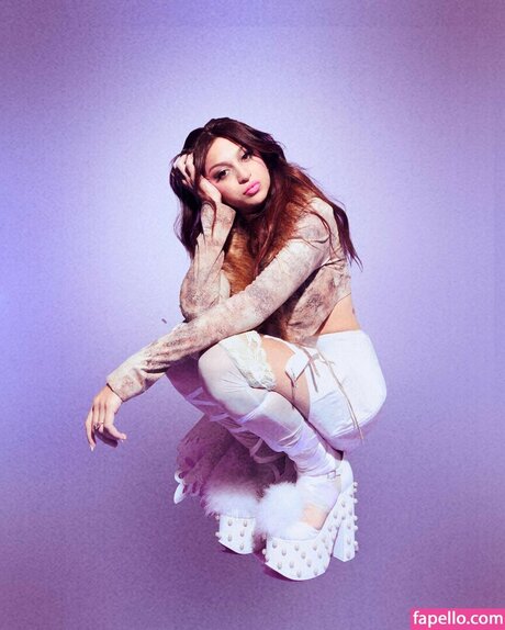 Josie Totah ポルノスター セクシー 画像