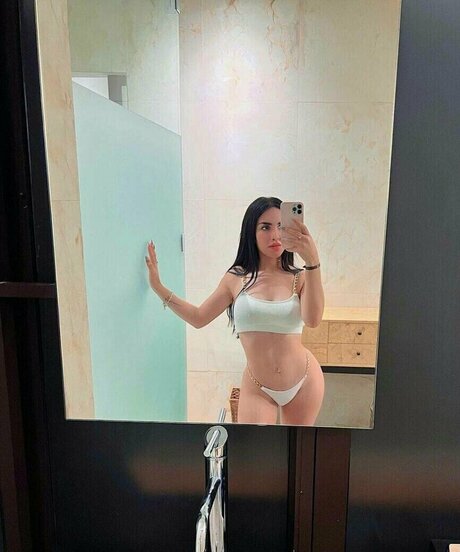 Kimberly Loaiza スター 裸 ギャラリー