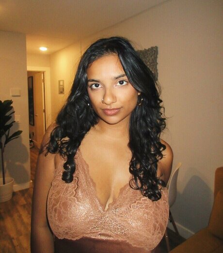 OnlyFansについて話す 美しいxxx アーカイブ