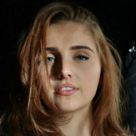 Lucy Blanc トップ女優 ギャラリー