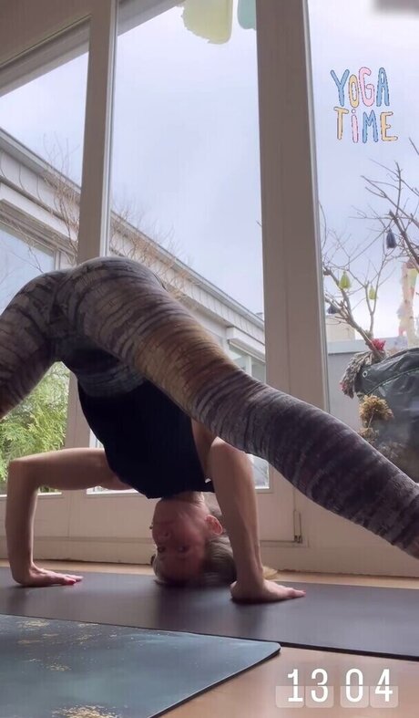 Wolke Hegenbarth ホットなスター ギャラリー