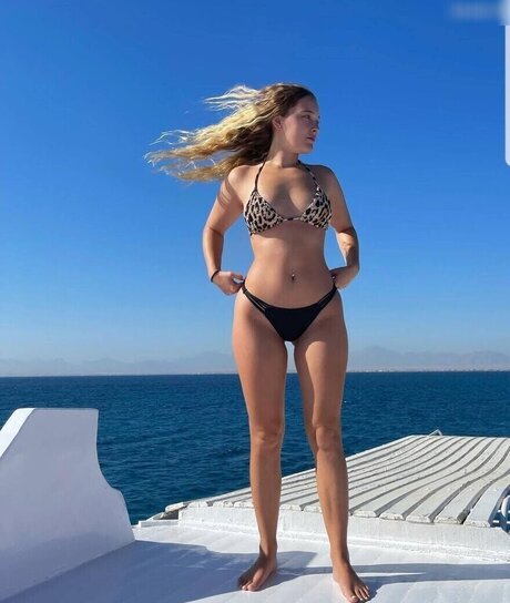 bienmichelle 裸のモデル 写真