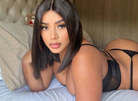 Kelly Martinez xxxモデル 画像