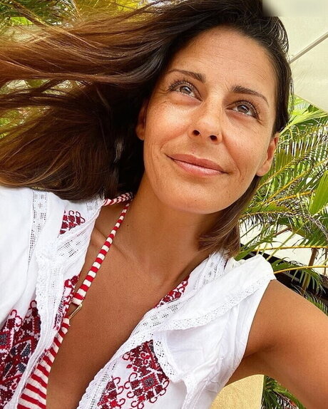 Funda Vanroy ポルノスター xxx 写真