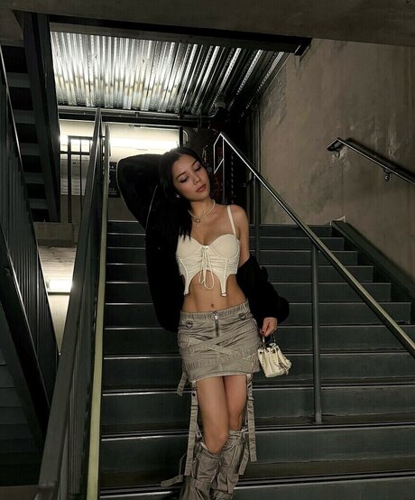 itshellovee 完璧なモデル 写真