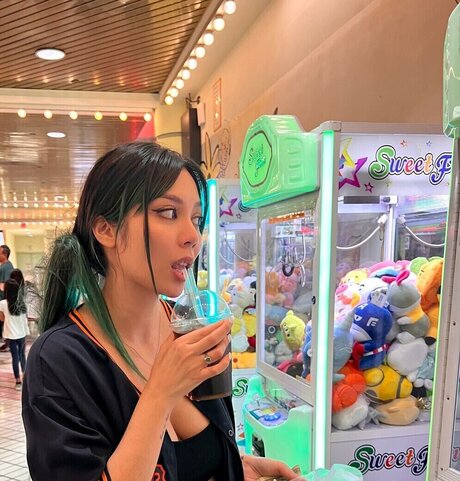 itshellovee ヌードモデル ギャラリー