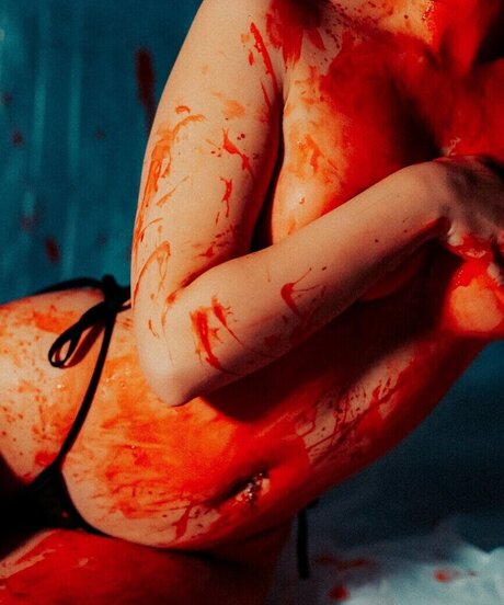 Isabelle Sky アダルトモデル 画像