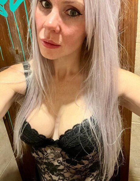 Donna Shepherd ポルノスター 可愛い アーカイブ