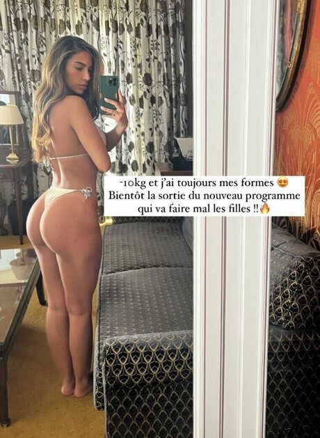 小柄で痩せたOnlyFans セクシーヌード アーカイブ