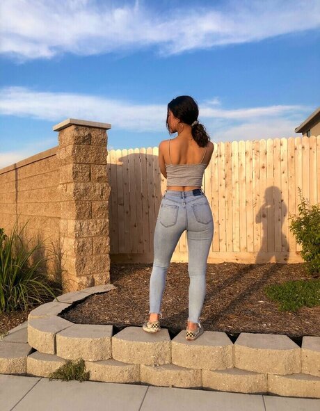 Cierra Revilla スター xxx ギャラリー