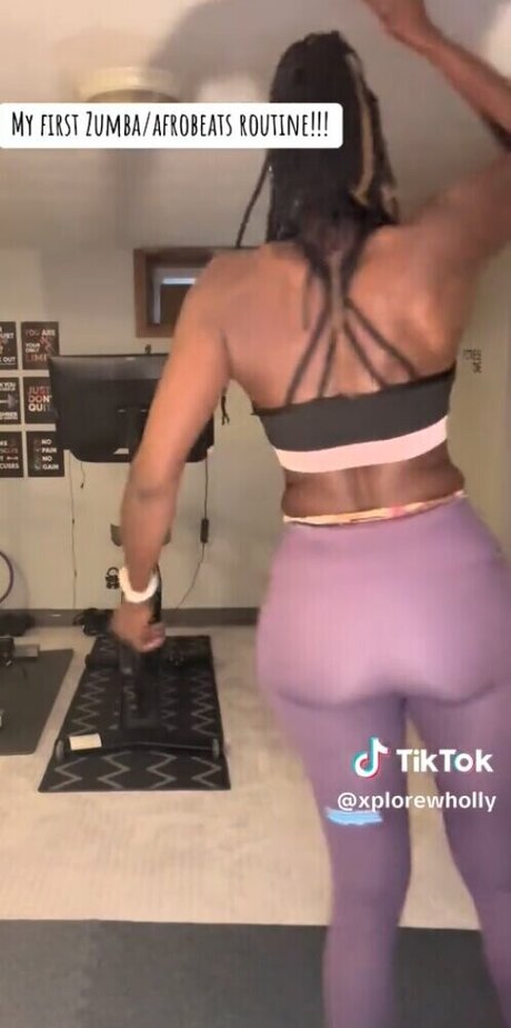 African Booty Meat アダルト女優 写真