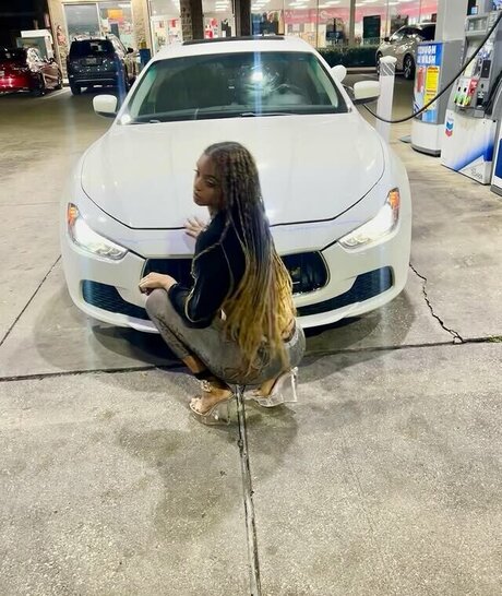 African Booty Meat ポルノスター セクシー ギャラリー