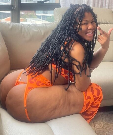 African Booty Meat 美しいモデル 写真