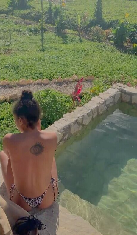 裸のトゥインクOnlyFans アートポルノ 写真