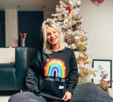 ニューハーフ 熟女 OnlyFans ベスト 写真