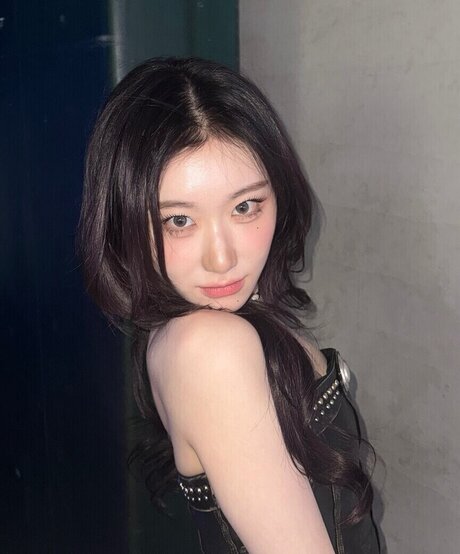 Chaeryeong スター ヌード 写真