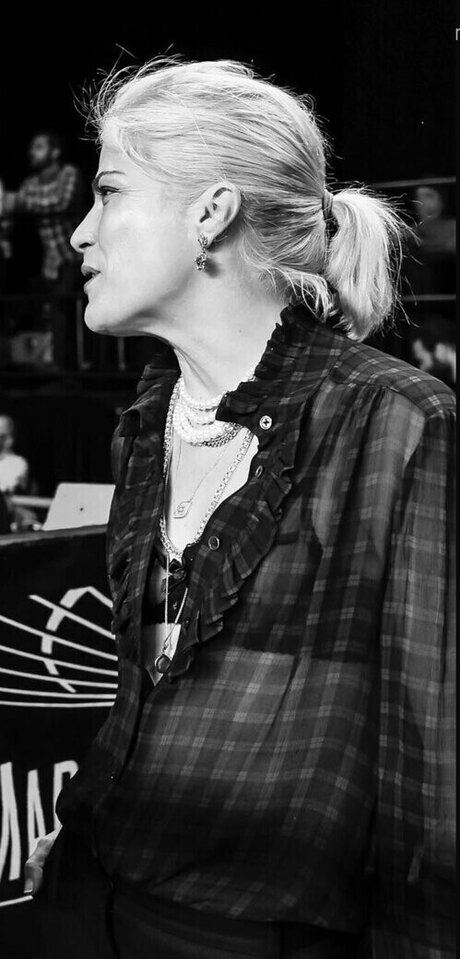 Selma Blair ポルノ女優 アーカイブ