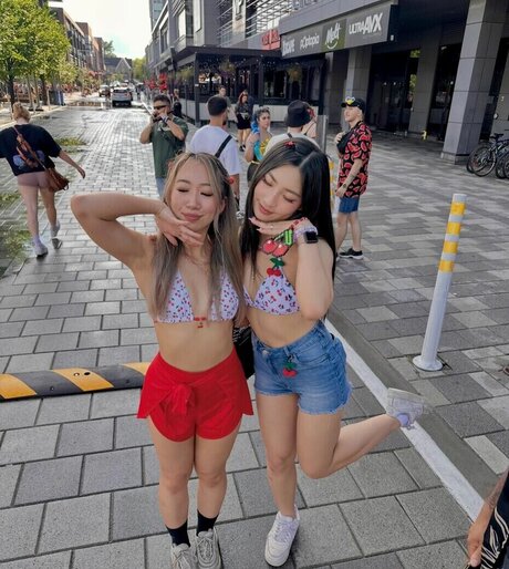 dalcompeach 美しいモデル 写真