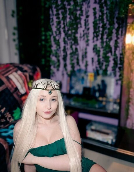 aheliana 無料モデル ギャラリー