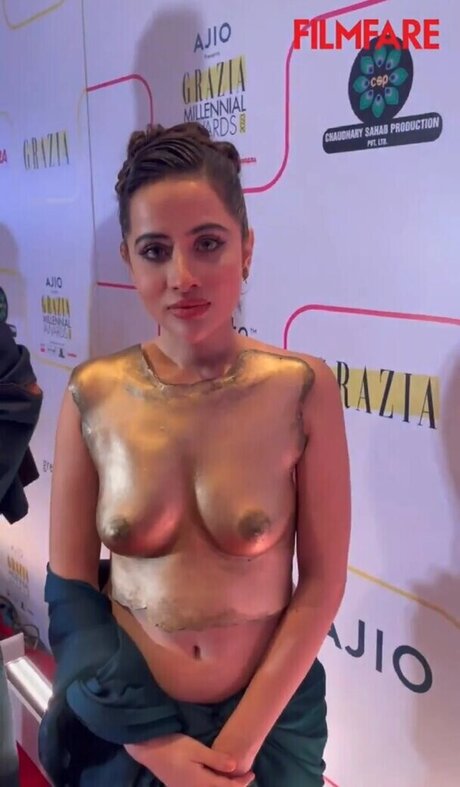 Urfi Javed HDポルノスター 写真