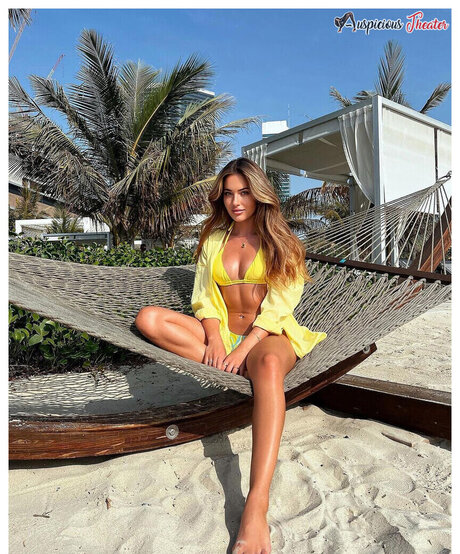 Izabela Ion ポルノスター 写真