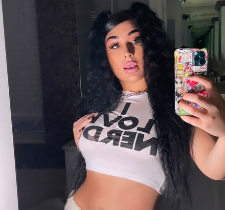 曲線美の赤毛OnlyFans 素敵 画像