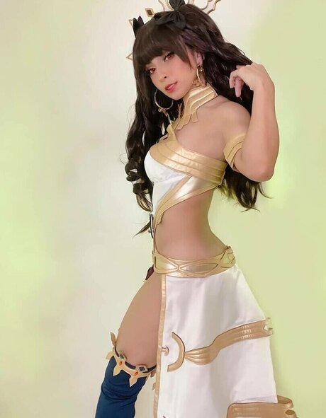 Nanatyx ポルノスター 独占 写真