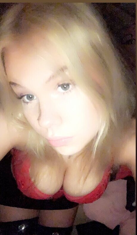 Nelli Virtanen セックスモデル ギャラリー