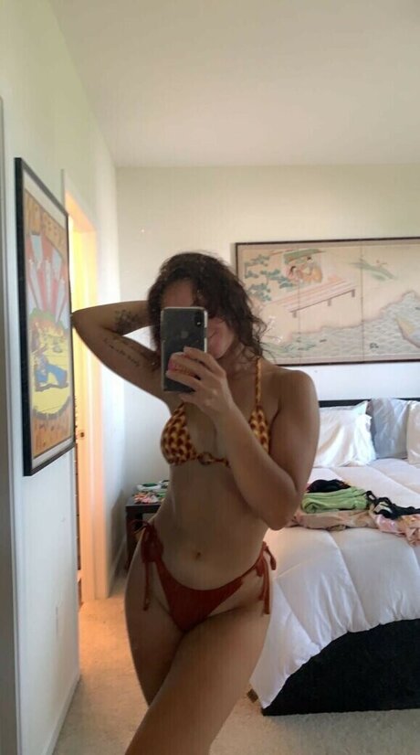 Leyla Ingalls ポルノスター ヌード 画像