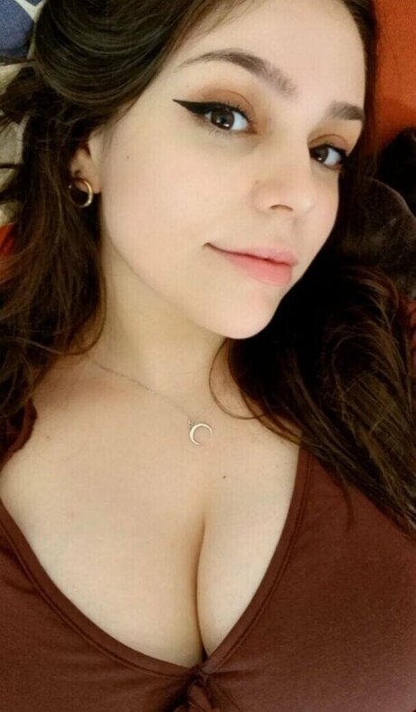 sugussusana トップポルノスター 写真