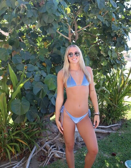 Taryn DeWese ポルノスター セクシー 写真