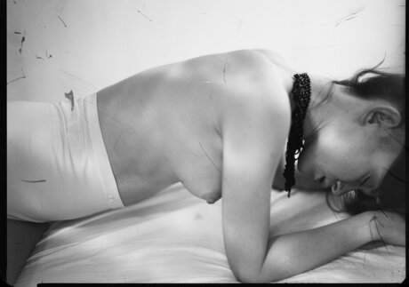 フィンドムオンリーファンズ ヌード 画像