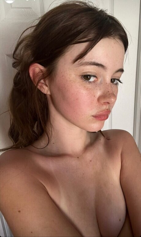 Sephira Lily Street 裸モデル アーカイブ