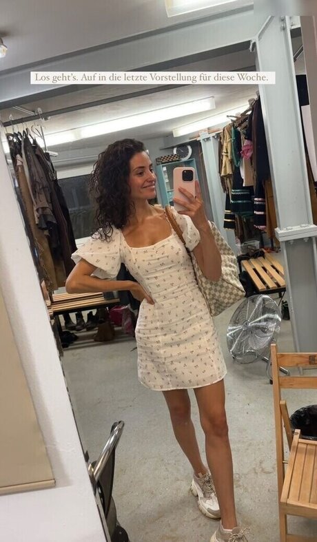 Nadine Menz 高品質モデル 画像