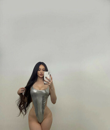 Bbyedith アダルトモデル 画像