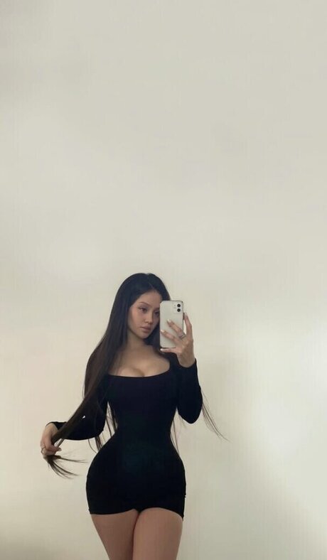 Bbyedith セクシー女優 写真