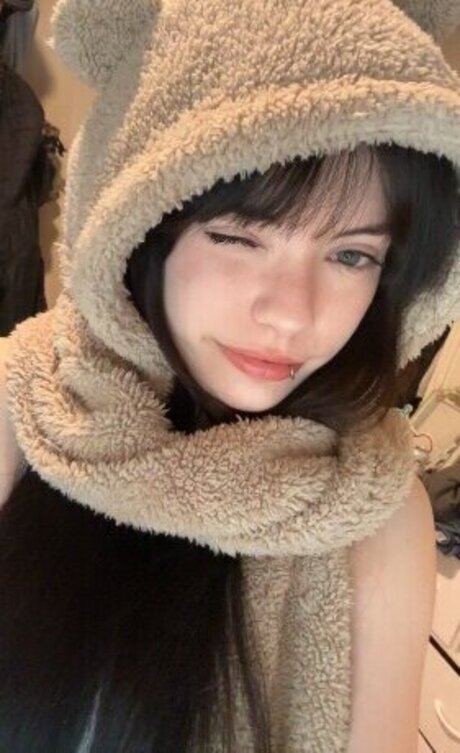 isizzly ホットなモデル 写真