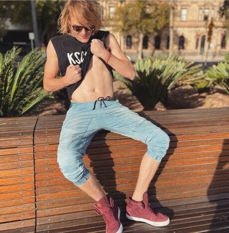 イタリア人熟女OnlyFans ポルノ 写真