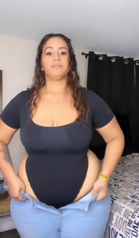 tianatee808 アダルトスター ギャラリー