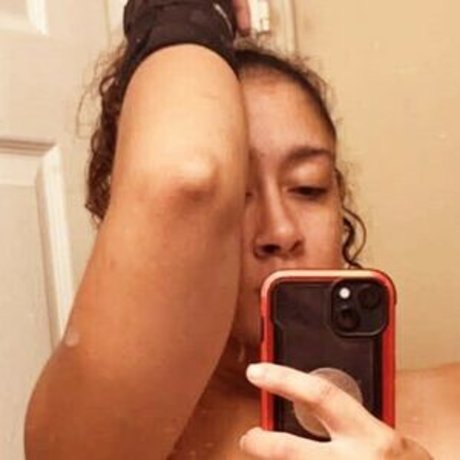 ragincajun21 ホットなスター 写真