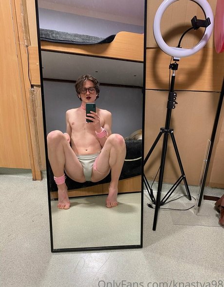 ゲイのラフなOnlyFans 無料裸 画像