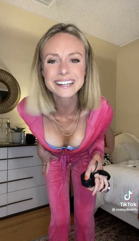 ビキニセックスOnlyFans トップ 写真