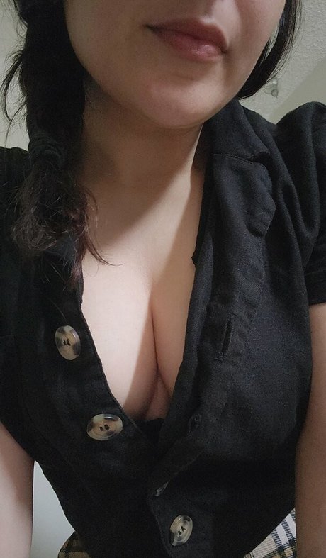 Angelbeii__Mimi ポルノスター 裸 画像