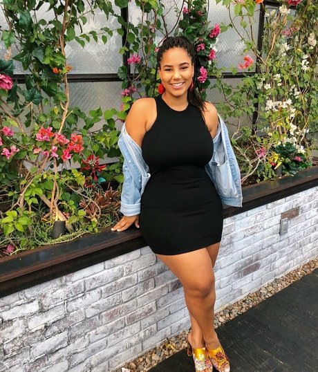 官能的なOnlyFans 無料セックス 画像