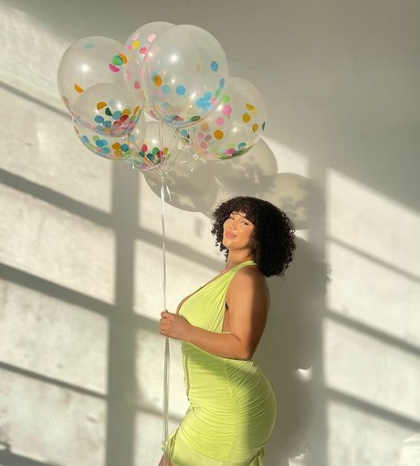 Katelyn Folasade トップスター ギャラリー